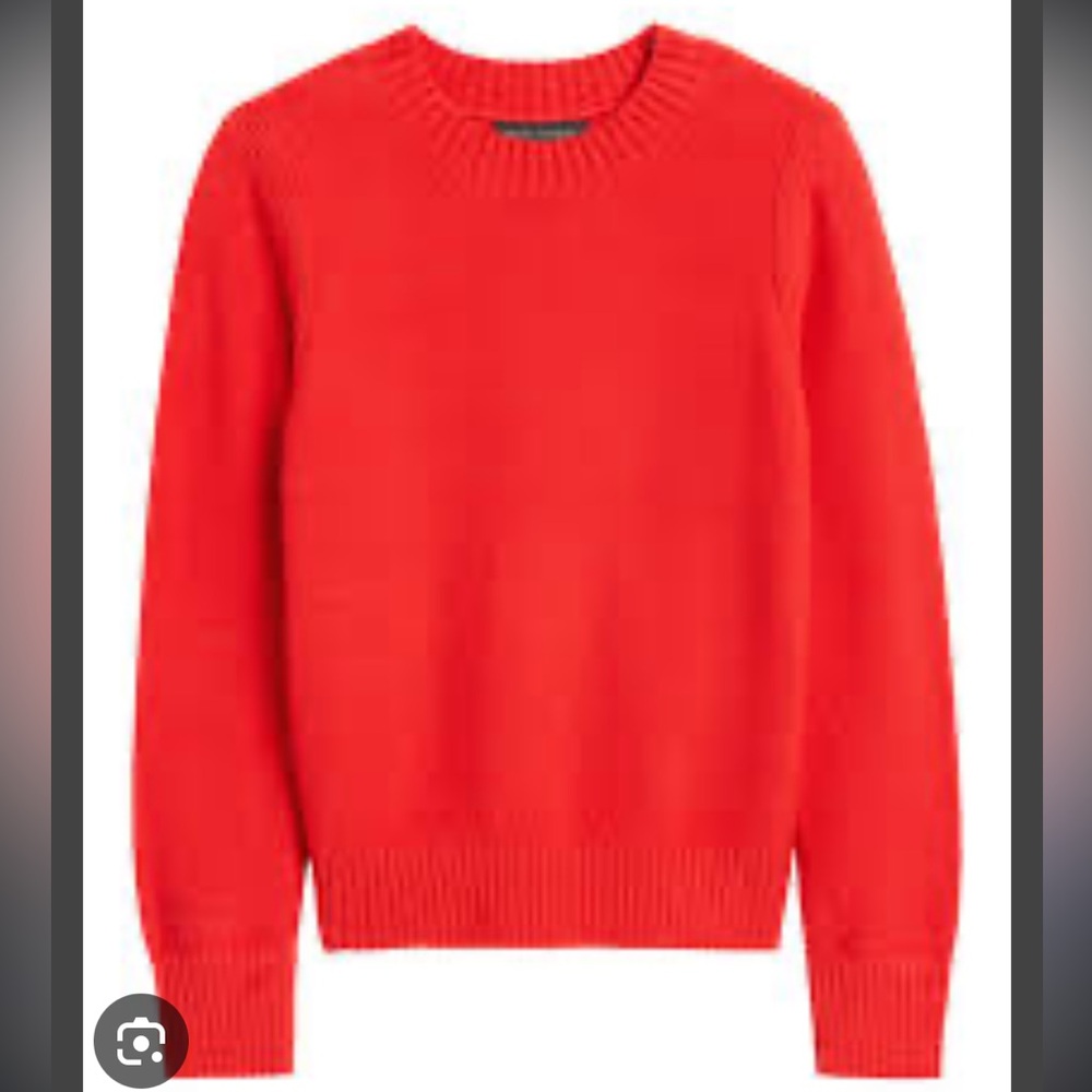 Banana Republic Crewneck Sweater in Red